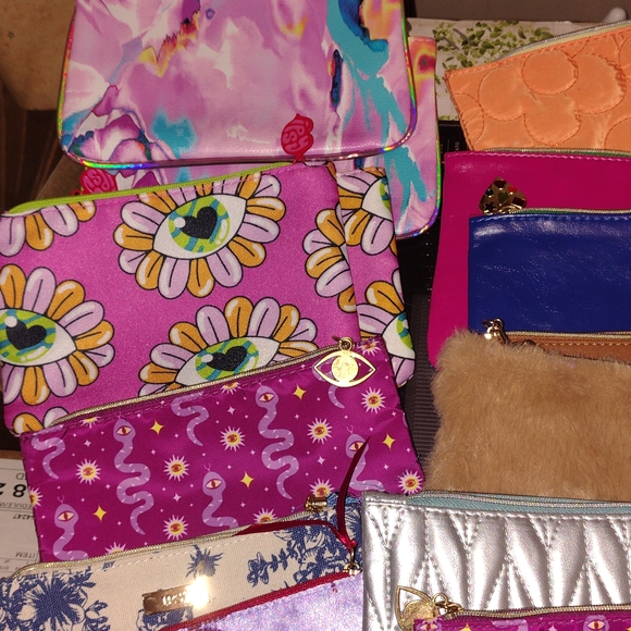 Ipsy Colorful Pouch Collection - Picture 3 of 4